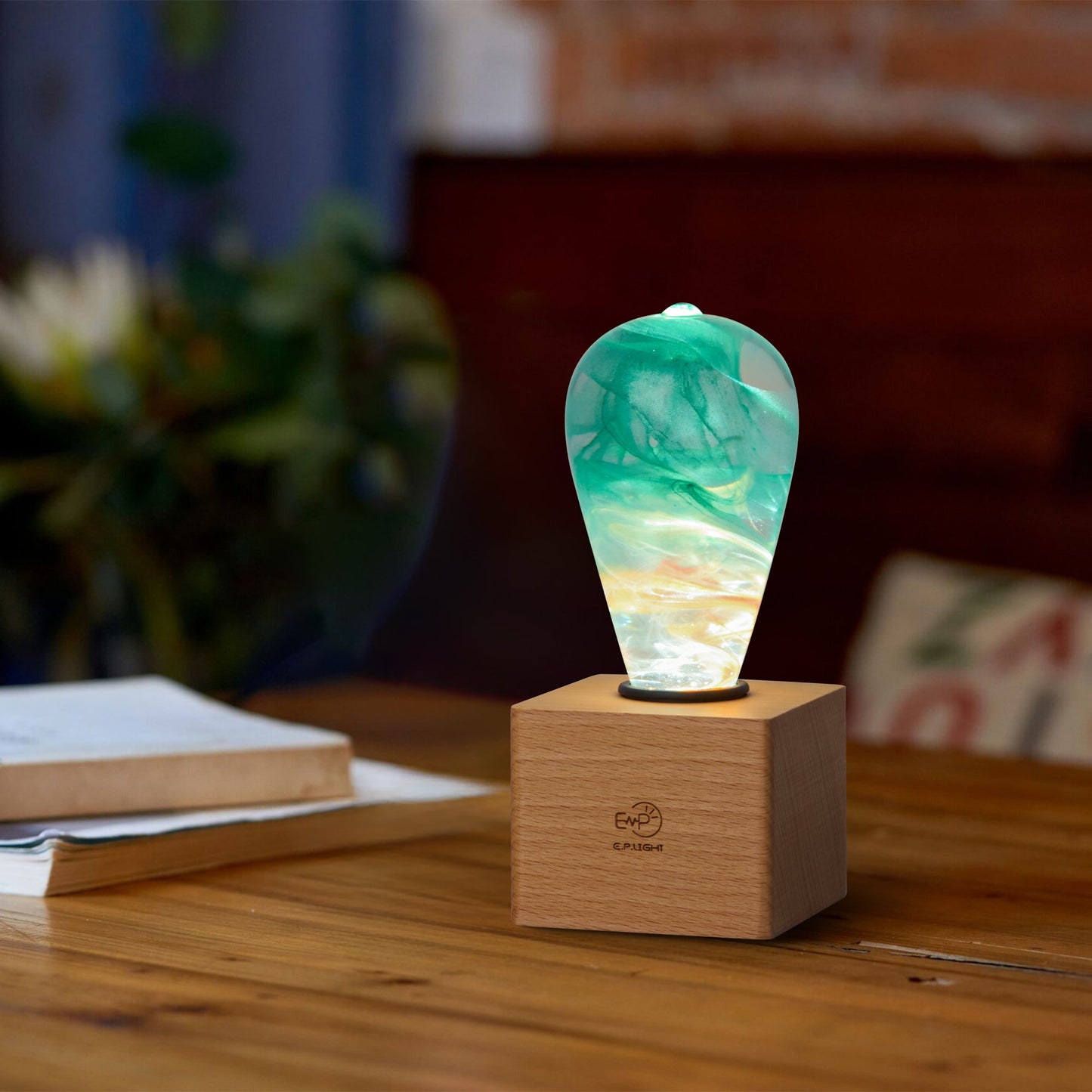 EP Light - Aquaria-2