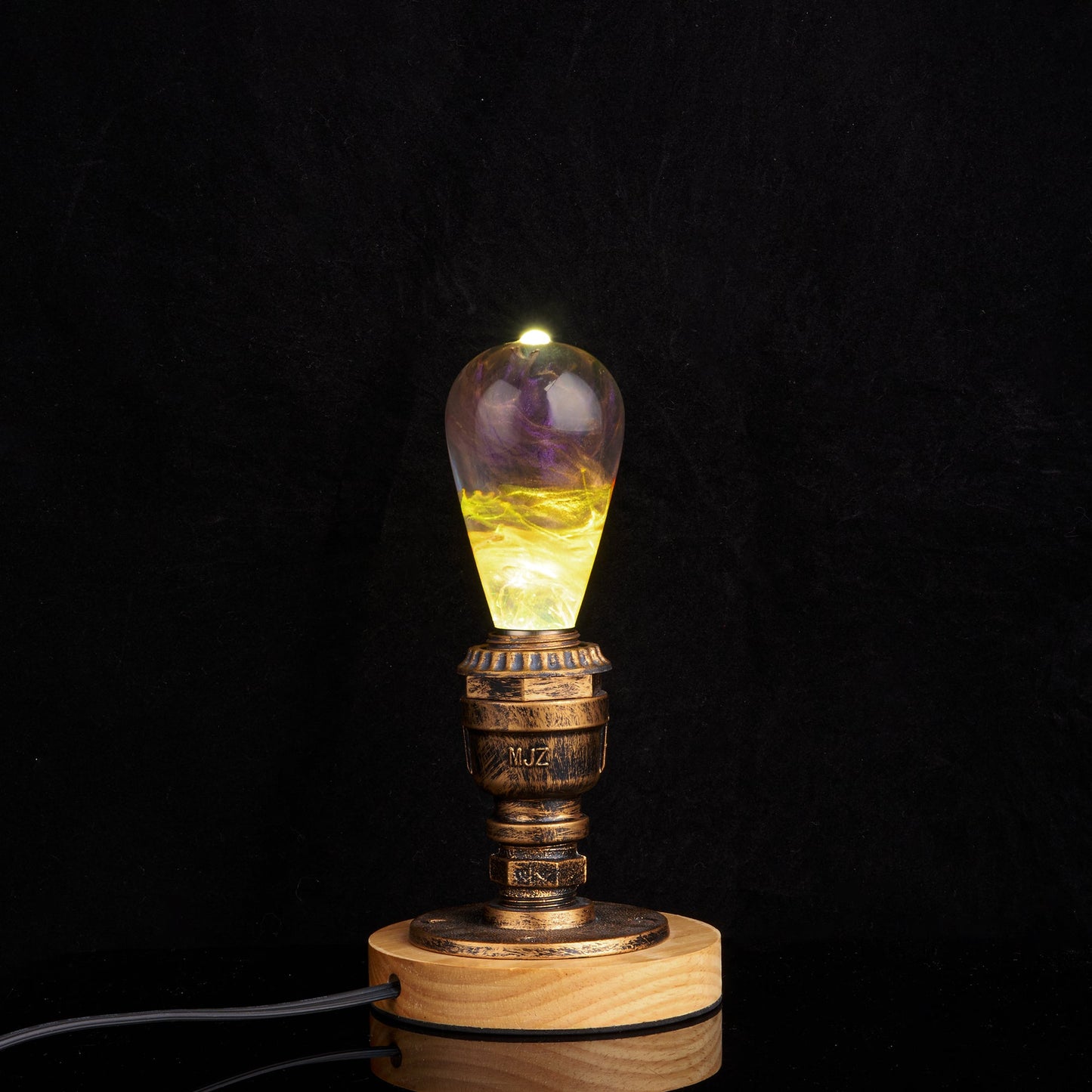 EP Light - Golden-5